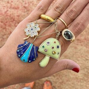 Brent Neale look-alike Gemstone Gold Plated Assorted Mushrooms and Shells